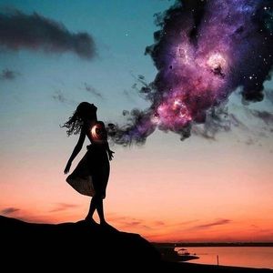 Meet your Posher, Raquel